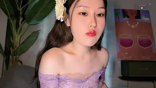 LisaNeverDie from StripChat is Freechat