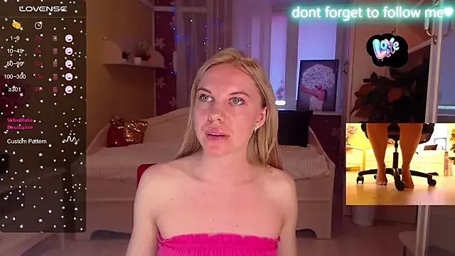 LiSinDoll from StripChat