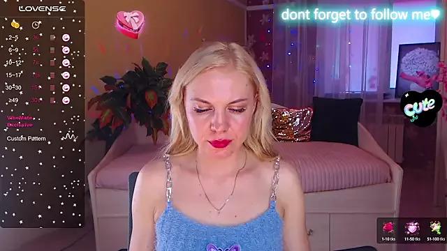 LiSinDoll from StripChat