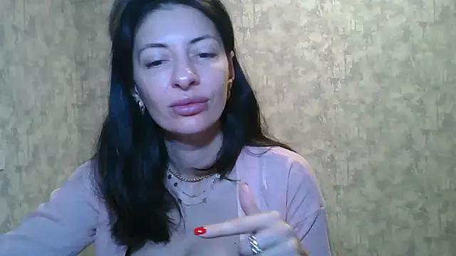 LissaBlossom from StripChat