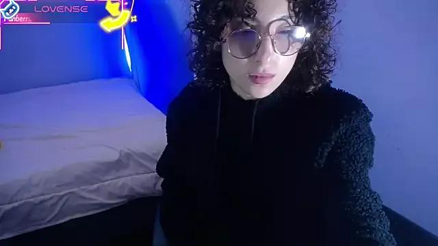little__amy_ from StripChat