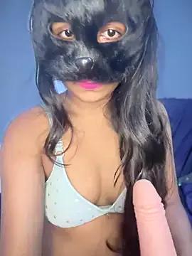 Little__Zara webcams show profile image 