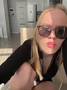 Little_Forest_ELF from StripChat