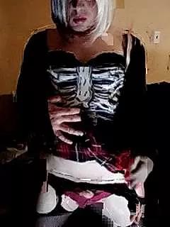 LittleblondeTS from StripChat