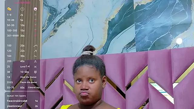 littlechocolatee_ from StripChat