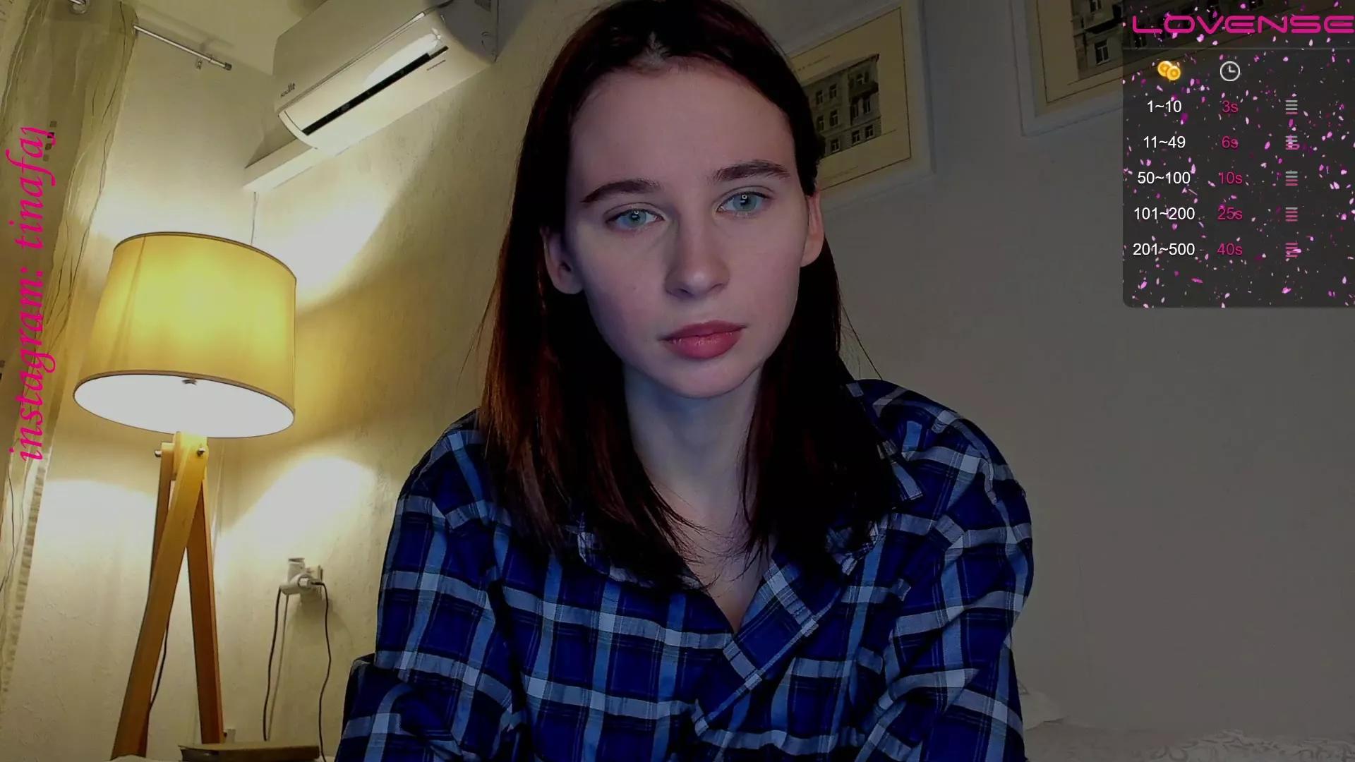 LittleDevil999 from StripChat