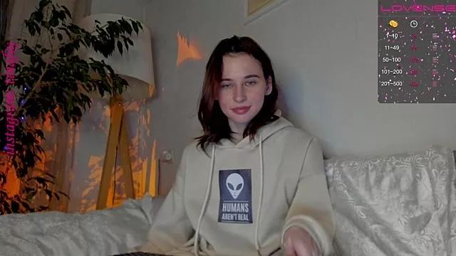 LittleDevil999 from StripChat