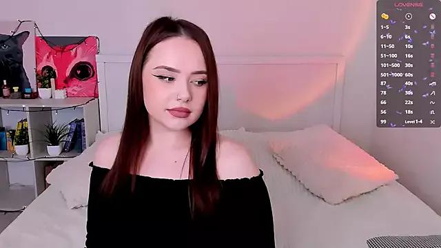 LittleKiitten from StripChat