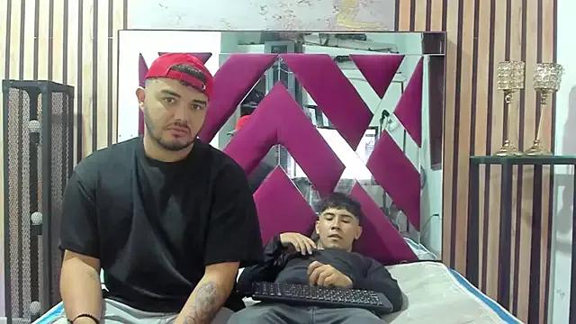 LizAndTomas from StripChat is Freechat