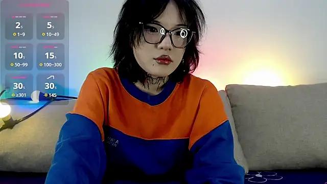 LizzieLight from StripChat
