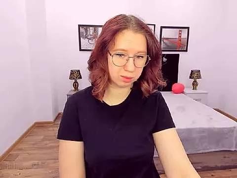 LizzySweet from StripChat