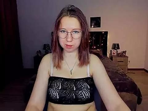 LizzySweet from StripChat