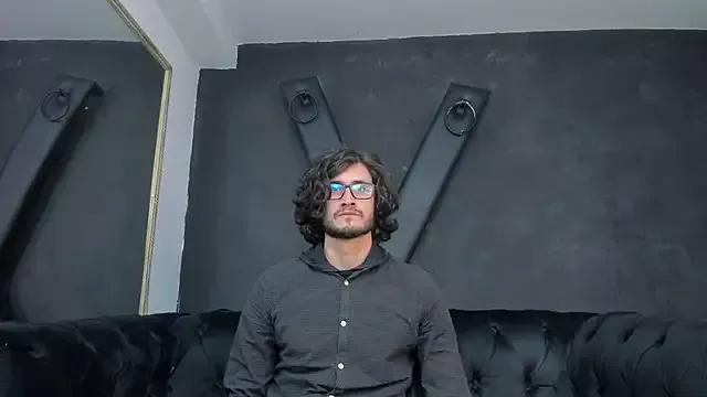 Loggan_donnelly from StripChat