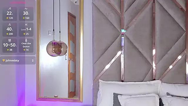 Lola_King from StripChat