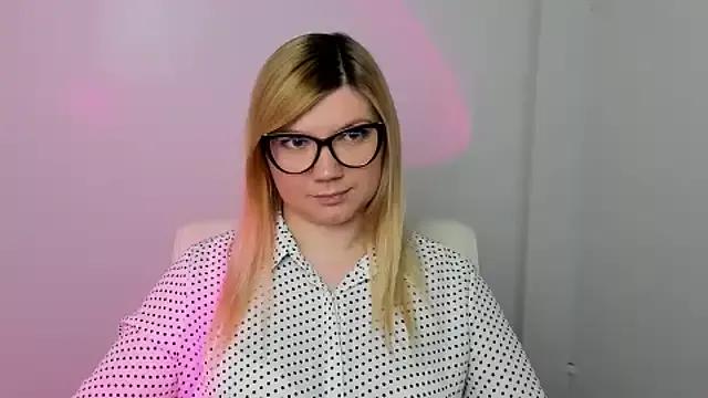 Lola_moree from StripChat