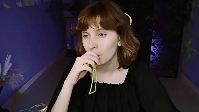 LolaAsmus from StripChat