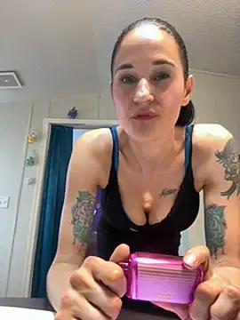 lolabunny9 from StripChat