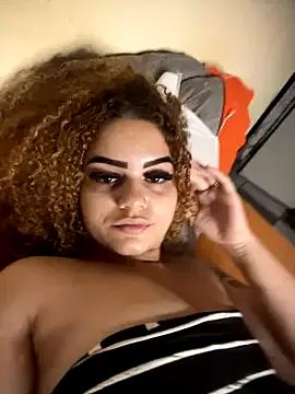 Lolacavalona from StripChat is Freechat