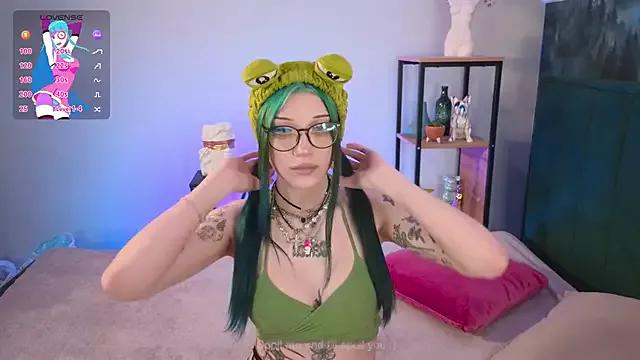 LolaHarrison from StripChat
