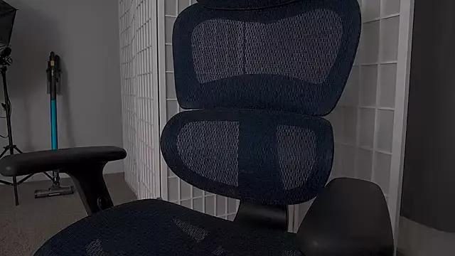 lolateton from StripChat