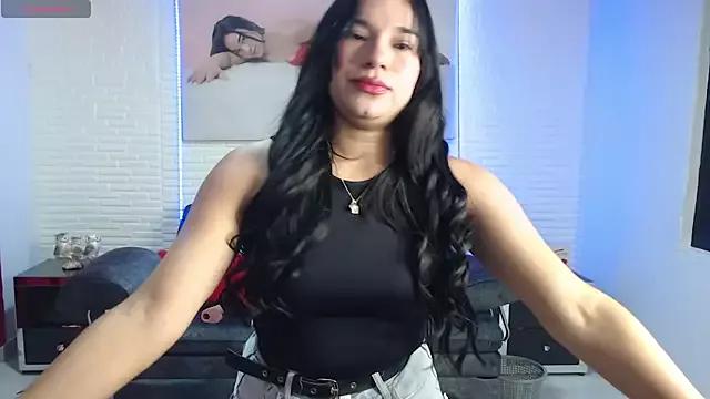 Lolitta_xxx from StripChat