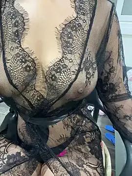 LOLO_QUEEN_ARABE from StripChat