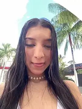 loly-yandere from StripChat