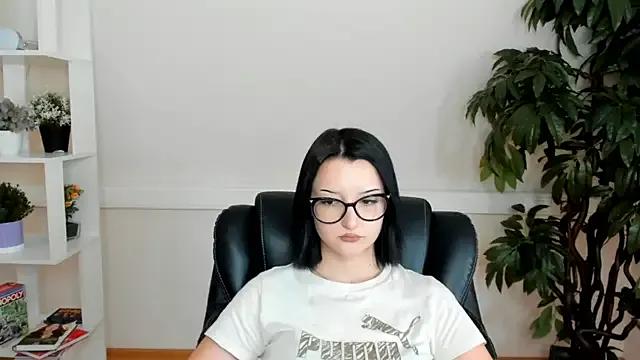 LouiseRodriquez from StripChat is Freechat