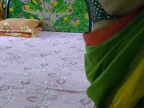 Loveing_Wife_32 from StripChat is Freechat