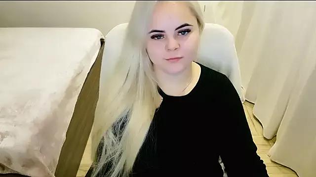 lovely-eyes on StripChat