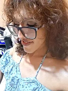 loveSue from StripChat is Freechat