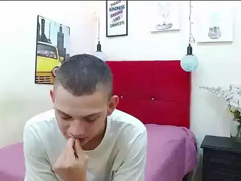 luccasbigcock from StripChat