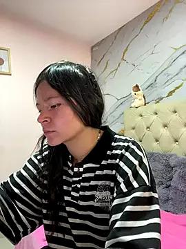 Lucia_20x from StripChat is Freechat