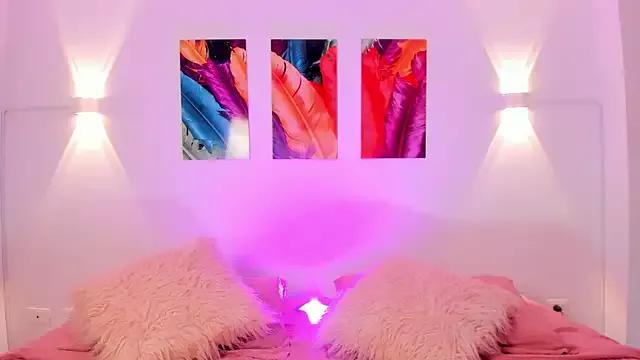 Girls: try live performances with matured performers, from dancing to quirks, in a variety of beautiful sex cams.