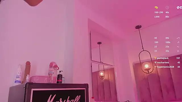 Girls: try live performances with matured performers, from dancing to quirks, in a variety of beautiful sex cams.