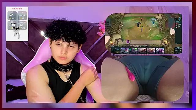 LukeBear from StripChat is Freechat
