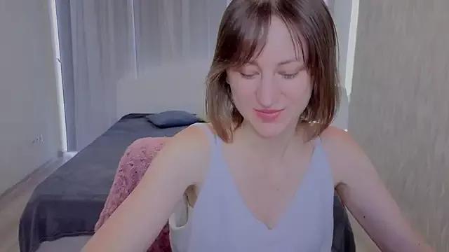 LuluChiiii from StripChat