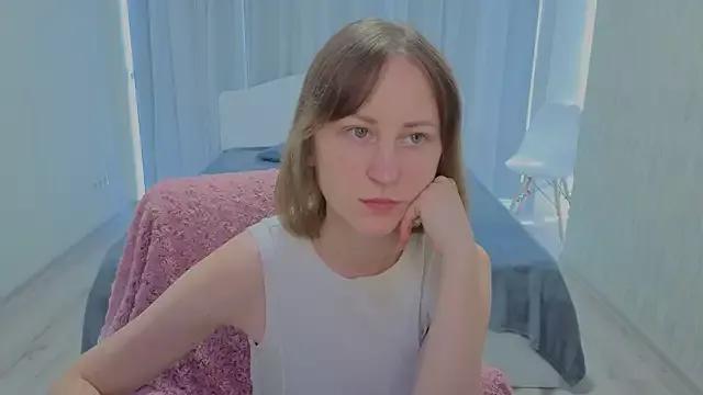 LuluChiiii from StripChat