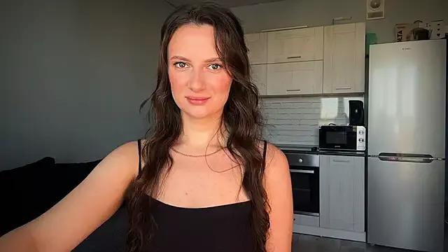 Luna_Raee from StripChat is Freechat