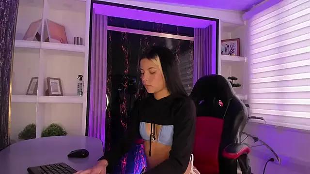Girls: try live performances with matured performers, from dancing to quirks, in a variety of beautiful sex cams.