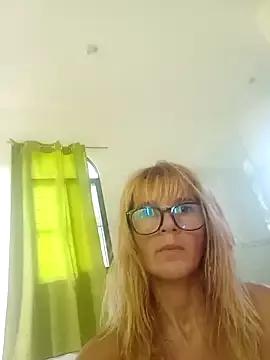 LunaNatural from StripChat is Freechat