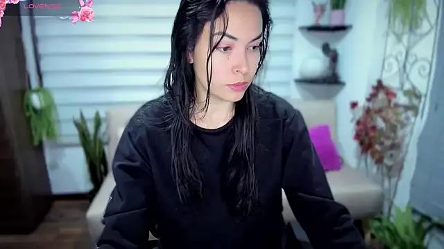 Lunlunera from StripChat is Freechat