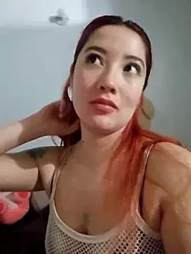 lunnaa_ from StripChat