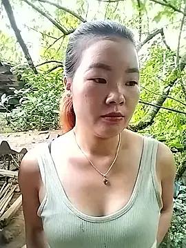 lylylove from StripChat