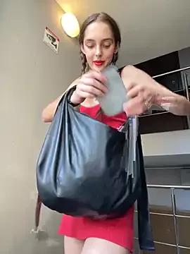 lylylovesyou from StripChat