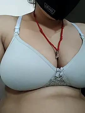 maahi-satva from StripChat