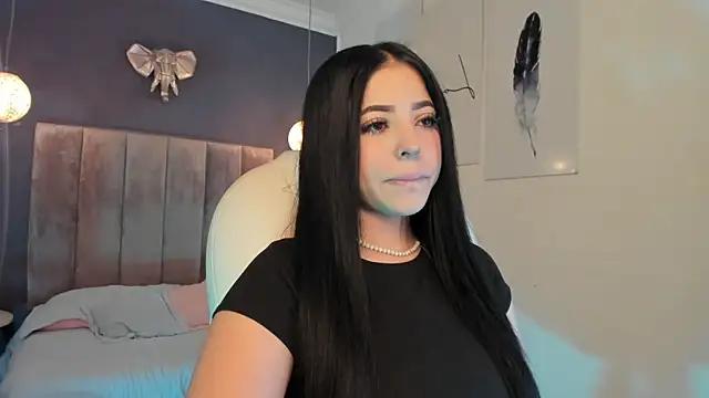 Maaiitee from StripChat