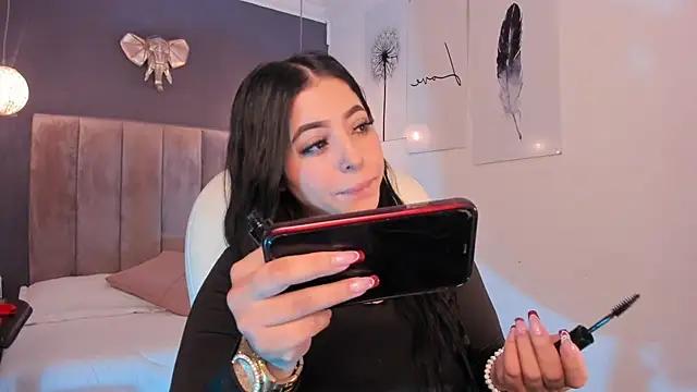 Maaiitee from StripChat