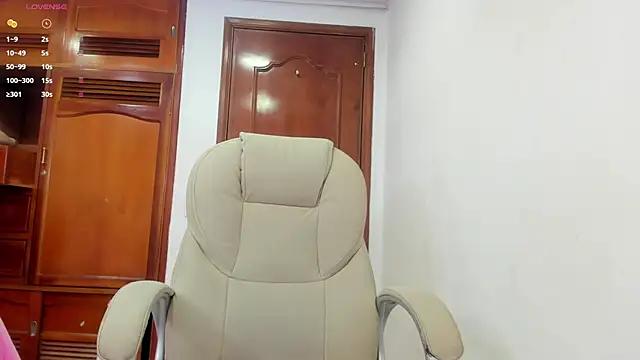 Maavca_ from StripChat