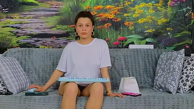 Girls: try live performances with matured performers, from dancing to quirks, in a variety of beautiful sex cams.